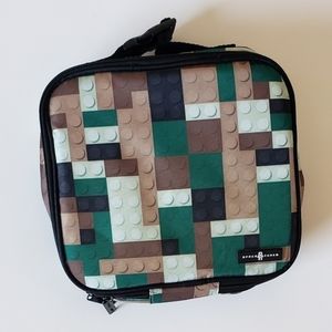 LIKE NEW! SPACE JUNK LEGGAFLAGUE LUNCH BOX